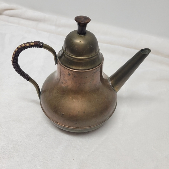 Vintage Other - Vintage Copper & Brass Coffee Pot Teapot Wrapped Handle Made in Holland unique